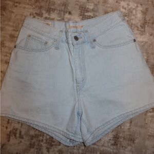 Light Blue Levi’s Denim Shorts
